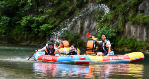 “避暑经济”激发旅游市场新活力