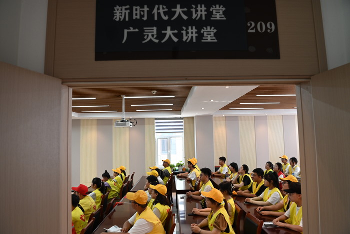 在学党史中践行新时代文明实践志愿服务精神-31135.jpg